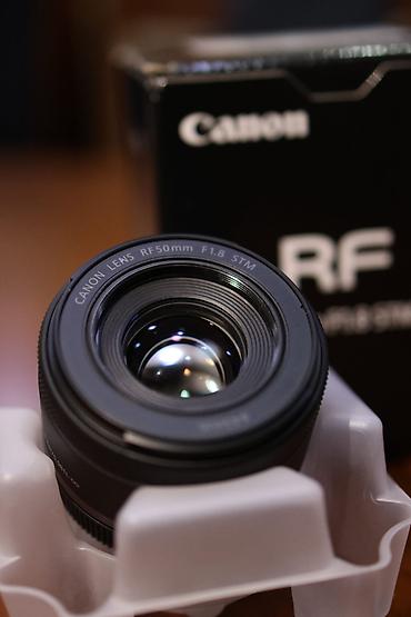 canon 35mm: Canon RF 50mm f/1.8 STM satılır. Çox az istifadə olunub, vəziyyəti — 2