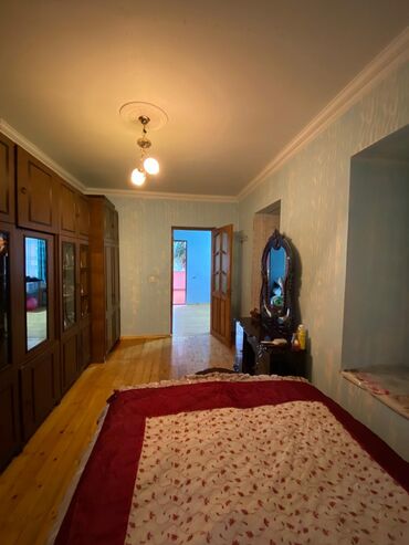 Həyət evləri və villaların satışı: 3 otaqlı, 146 kv. m, Kredit yoxdur, Orta təmir — 13