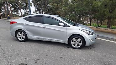 prado satisi: Hyundai Elantra: 1.8 l | 2011 il Sedan — 10