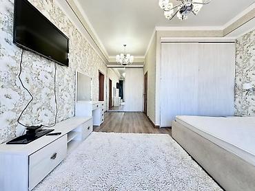 Долгосрочная аренда квартир: 4 комнаты, Риэлтор, Без подселения, С мебелью полностью — 2