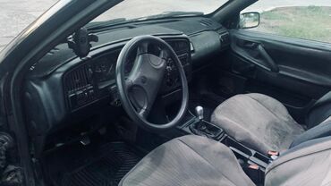 Volkswagen: Volkswagen Passat Variant: 1992 г., 1.8 л, Механика, Универсал — 16