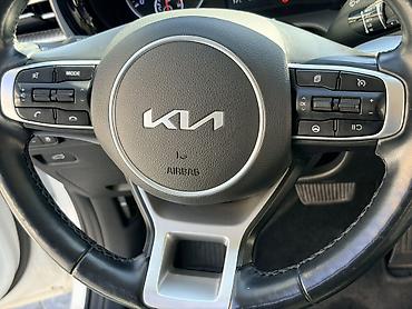 Продажа авто: Kia K5: 2021 г., 2 л, Автомат, Газ, Седан — 9