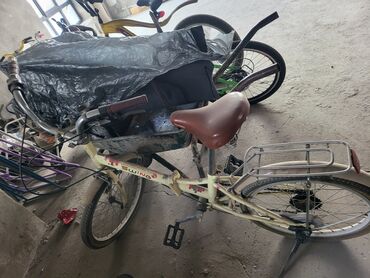 Минидиск-плеерлер: Велосипед из Кореи 18.000сом Авто сиденья детский