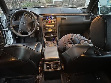 Mercedes-Benz: Mercedes-Benz E-Class: 2000 г., 3.2 л, Автомат, Бензин — 11