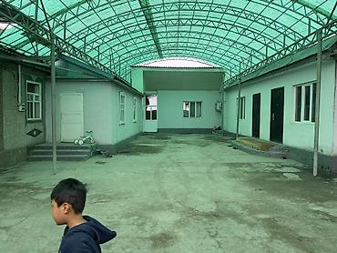 Продажа складов и мастерских: Продаю два дома остальное все по телефону Описание: - Просторная — 5