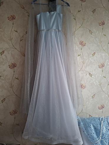 light blue: Нарядное длинное платье в пол цвета нежного ледяного голубого с — 2