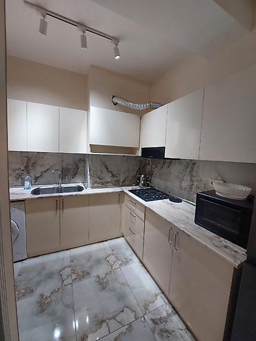 Uzunmüddətli kirayə mənzillər: KİRAYƏ MƏNZİL Mənzil, Şəhərin mərkəzi Memar Əcəmi metrosunun — 4