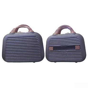 Gözəllik və sağlamlıq: Kosmetik çantaUzunluq: 30 sm En: 24 sm Dərinlik: 14 sm (çamadandırsa) — 5