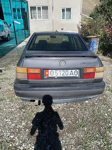 Volkswagen: Volkswagen Vento: 1992 г., 2 л, Механика, Седан — 2