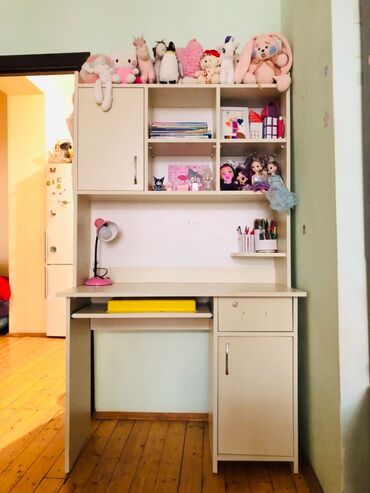 qaqa oğlan şəkilləri: Для девочки и мальчика, Б/у, С выдвижными ящиками, Письменный стол, Без стульев