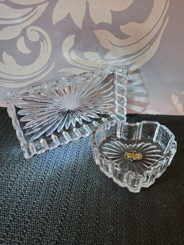 Kuhinjski setovi: Kristalni nov set Zajecar. Sve na setu odsjaj od svetla na lalafo.rs — 2 Kuhinjski setovi: Kristalni nov set Zajecar. Sve na setu odsjaj od svetla — 2