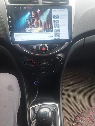 Hyundai: Hyundai Solaris: 2015 г., 1.6 л, Механика, Бензин, Седан — 18