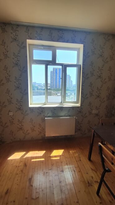 Uzunmüddətli kirayə mənzillər: Komsamol dairesinde. piyada keçidin yanında. 24 saat oba marketin — 18