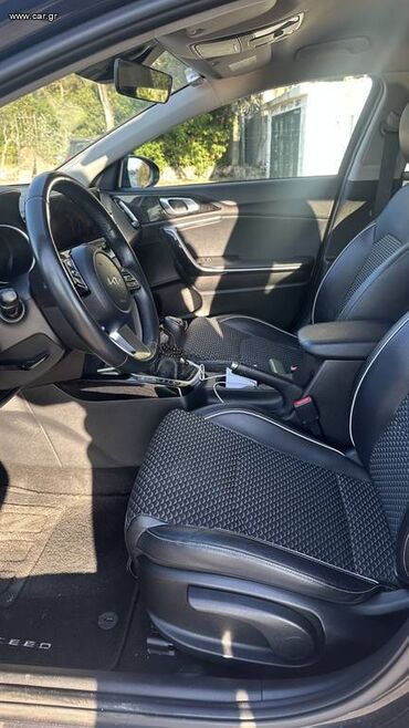 Kia: Kia : 1.6 l. | 2023 έ. SUV/4x4 — 6