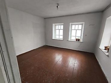 Продажа времянок: Продается 2-х комнатный дом, карабалта ул. железнодорожная 73, участок — 11