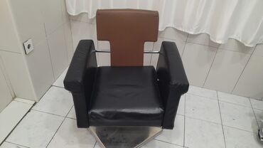 Салонные, медицинские кресла: Б/у, Кресло для стрижки