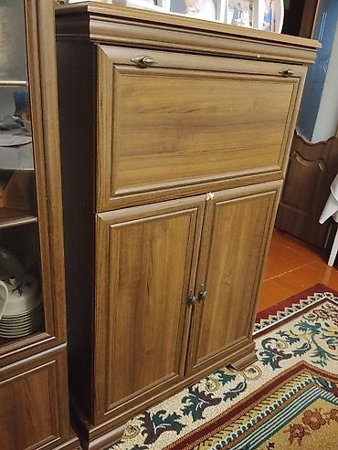 silver kitchen: Шкафчик в гостиную для хранения посуды в отличном состоянии — 1