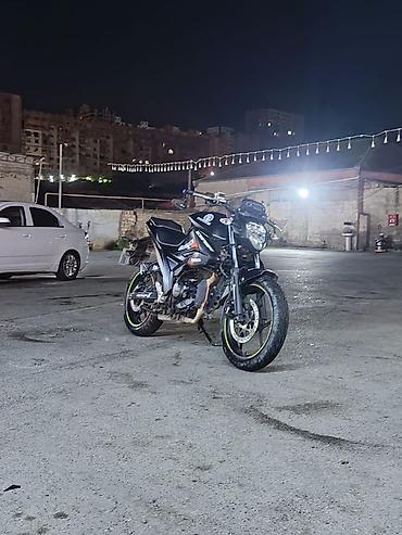 Suzuki - Gixxer