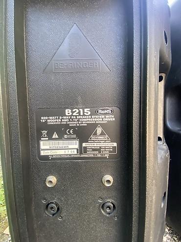 behringer 1832: Пара пассивных акустических систем Behringer B215. Основные — 6