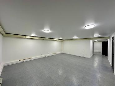 Кеңселерди ижаралоо, 155 м², Административдик имаратта, 1-катар, Өзүнчө санитардык түйүнү менен, Юридикалык дареги менен