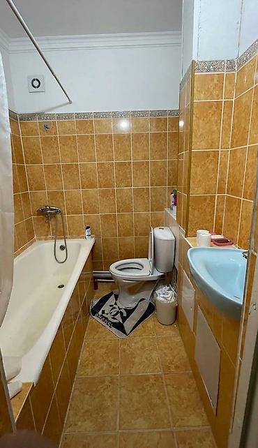 Продажа квартир: 2 комнаты, 52 м², 12 мкр 106 серия, 1 этаж, Косметический ремонт — 9