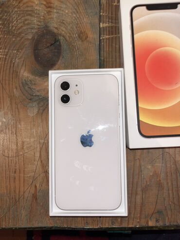 Apple iPhone: IPhone 12, Б/у, 128 ГБ, Белый, Зарядное устройство, Чехол, Коробка, В рассрочку, 81 %