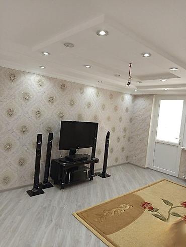 elite: Bakı, 4-cü mikrorayon, 3 otaqlı, Köhnə tikili, 65 kv. m — 3