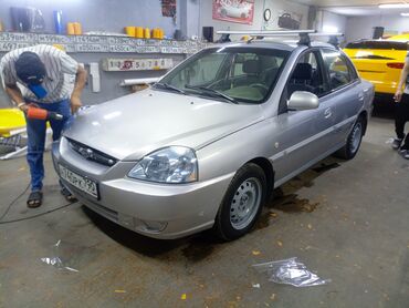 Kia: Kia Rio: 2005 г., 1.5 л, Механика, Бензин, Седан