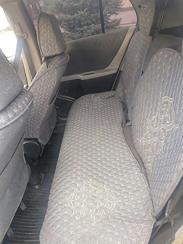yaris: Toyota Yaris: 2010 г., 1.3 л, Механика, Бензин, Хэтчбэк — 7