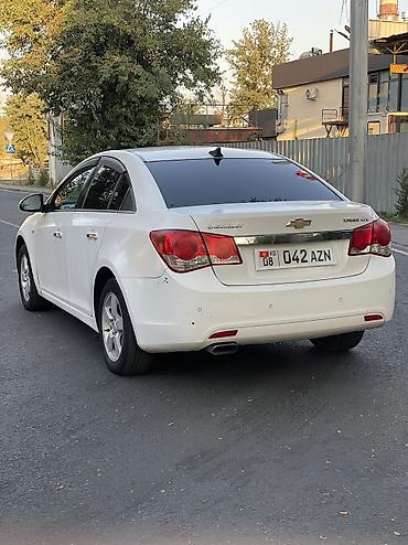 bmw m550: Chevrolet Cruze: 2010 г., 1.6 л, Автомат, Бензин — 4