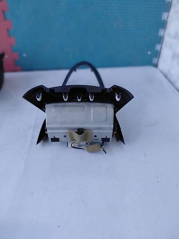 прикуривателя: Сenter console Toyota 2003 г., Б/у, Оригинал, Япония — 3