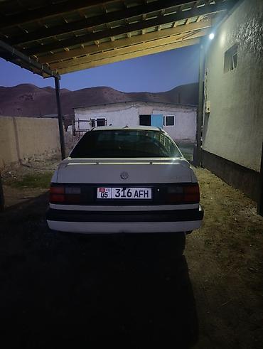 Volkswagen: Volkswagen Passat: 1991 г., Седан — 4