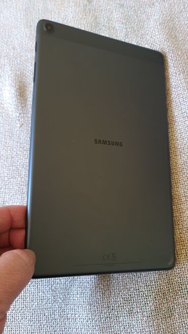 Tableti: Tablet sa blutut tastaturim I maskom,veliki 10 inca, kao nov bez — 24