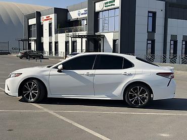 5: Toyota Camry: 2018 г., 2.5 л, Автомат, Бензин, Седан — 7
