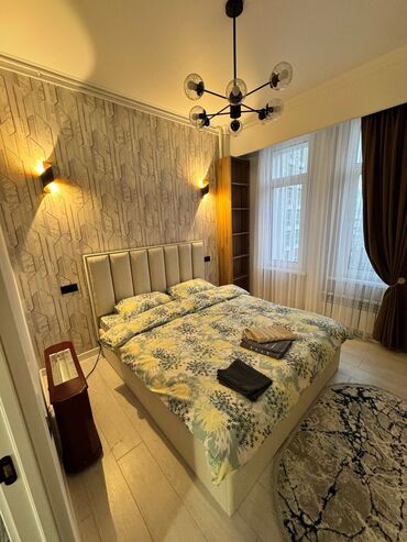 Посуточная аренда квартир: 2 комнаты, Душевая кабина, Постельное белье, Кондиционер — 3