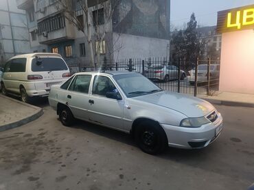 Daewoo: Daewoo Nexia: 2010 г., 1.5 л, Механика, Бензин, Седан