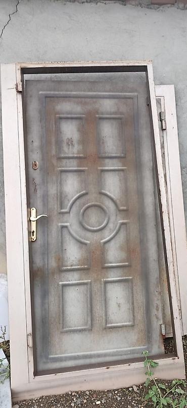 qapilar kataloqu: Dəmir giriş qapısı və qutu komplekti - Material: qalın metal/dəmir - — 1