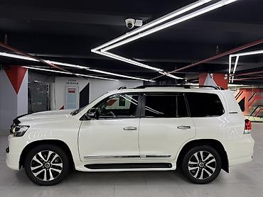 Продажа авто: Toyota Land Cruiser: 2019 г., 4.6 л, Автомат, Бензин — 1
