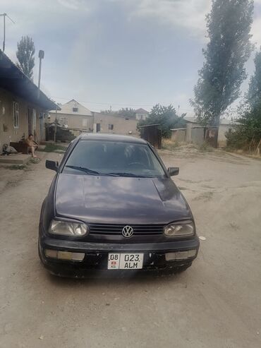 Volkswagen: Volkswagen : 1993 г., 1.8 л, Механика, Бензин