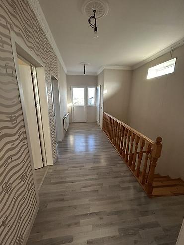 Daşınmaz əmlak: 4 otaqlı, 130 kv. m, Orta təmir — 7