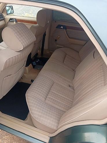 Mercedes-Benz W124: 1994 г., 2 л, Механика, Бензин, Седан