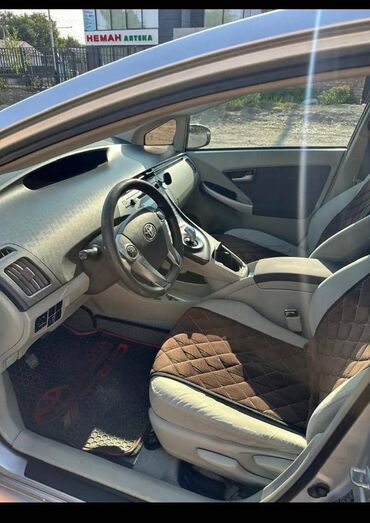 Toyota: Toyota Prius: 2010 г., 1.8 л, Автомат, Гибрид, Хэтчбэк