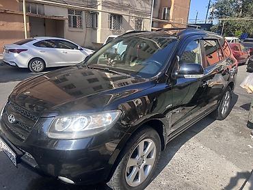 obşifka: Hyundai Santa Fe SUV – 4WD, avtomat, qara rəng Mühərrik və yürüş: - — 5