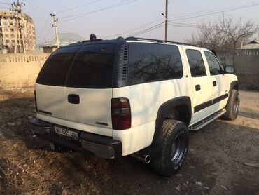 Chevrolet: Chevrolet Suburban: 2000 г., 6 л, Автомат, Гибрид, Внедорожник — 4