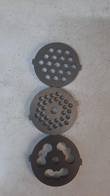 Запчасти и аксессуары для бытовой техники: Ножы для электромясорубок есть разные виды для уточнения пишите — 11