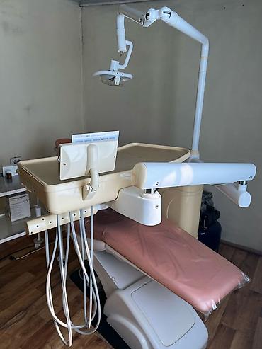 Медициналык эмерек: Стоматологические установки, имеется 3 установки по 60000 каждая — 4