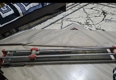 şüşe kesen: İşlənmiş Kafel kəsən stanok