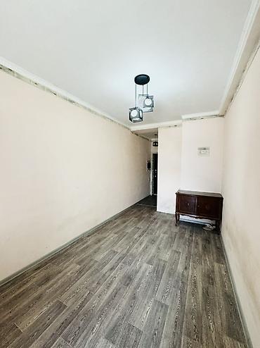 срочно срочно продаю: 1 комната, 21 м², Пишпек Элитка, 5 этаж, Косметический ремонт — 10