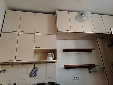 Dugoročno: Izdaje se nameštena soba Beograd – Centar Stari Grad Izdajem — 9