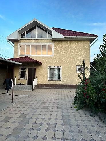 Продажа коттеджей и домов: Продается дом ж/м Биримдик-Кут Площадь дома 156 кВ.м Количество — 1